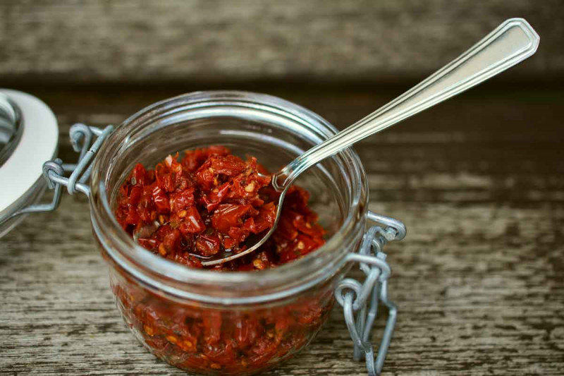 eingelegte getrocknete tomaten aglio olio peperoncino bremer gewuerzhandel